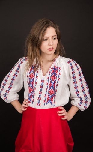 Ie femei maneca lunga