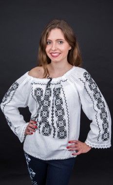 IE femei maneca lunga